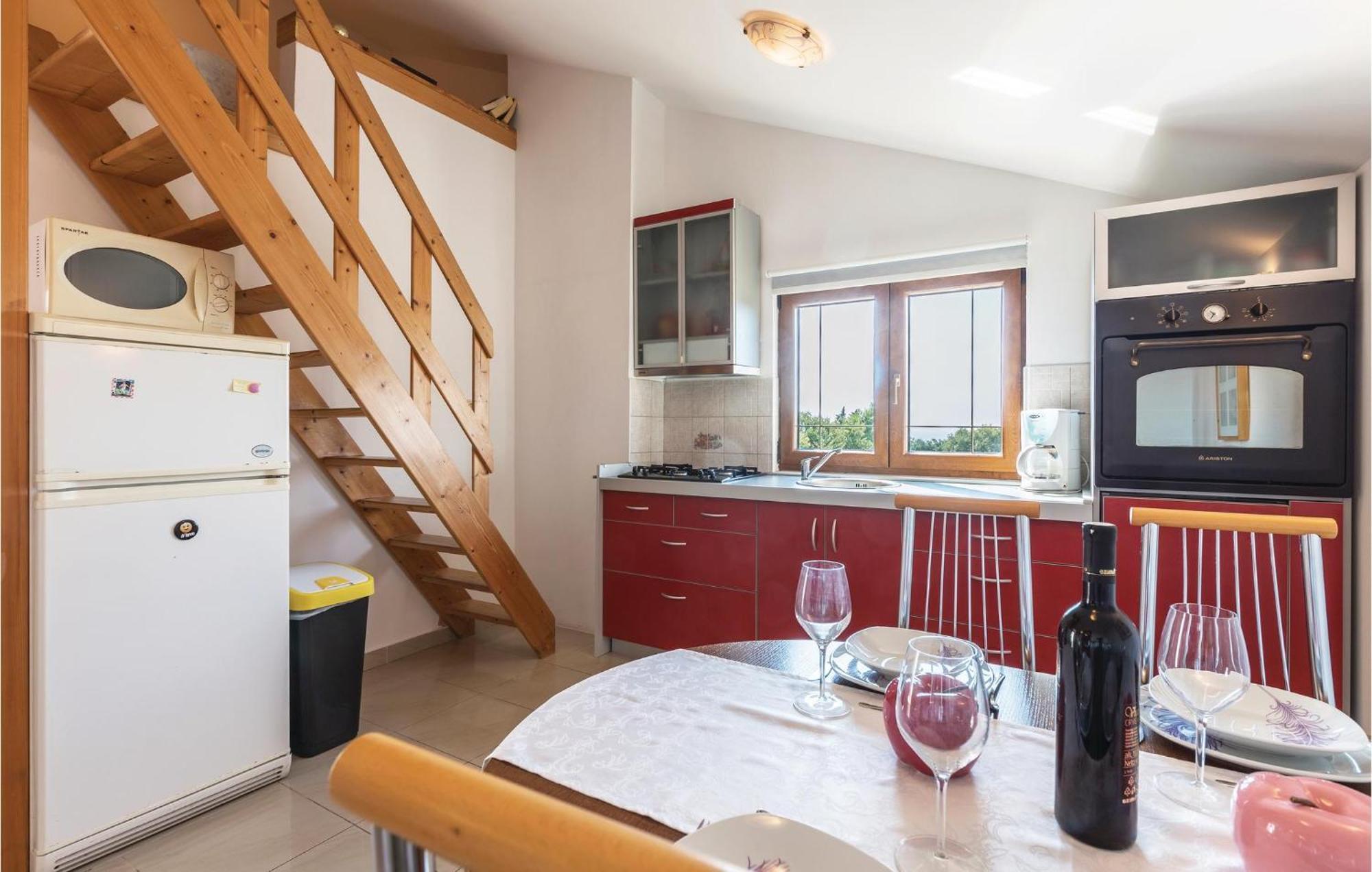 Pet Friendly Apartment In Koromacno With Wifi Eksteriør bilde