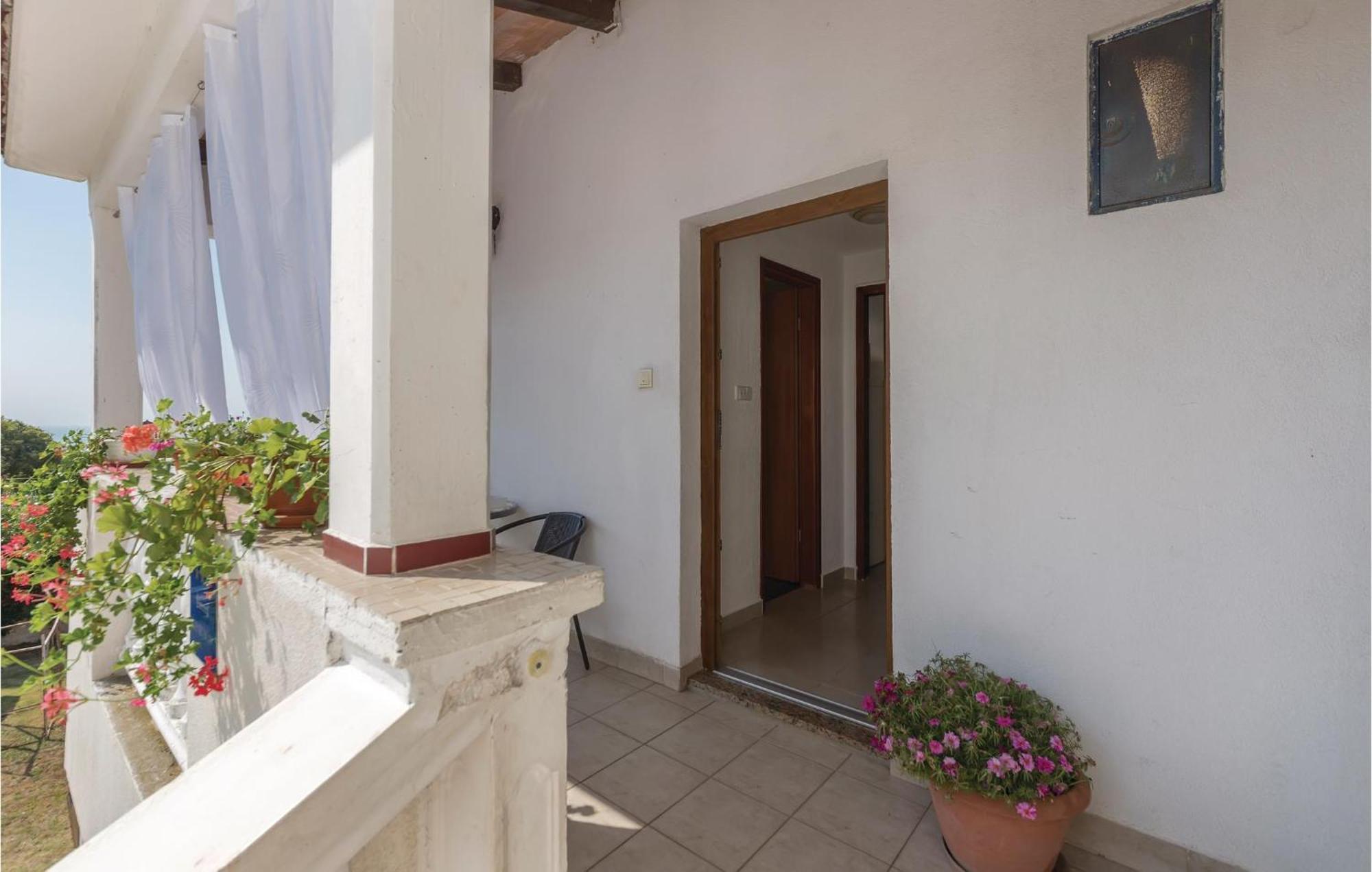 Pet Friendly Apartment In Koromacno With Wifi Eksteriør bilde